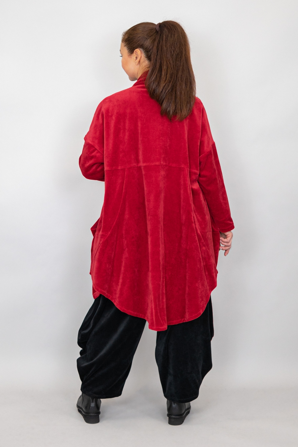 Sassy Jacke in Tulpenform aus Nicky Velours Stoff in rot