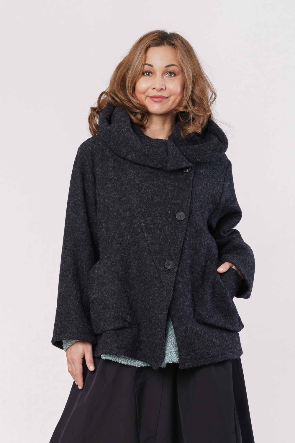 Kosmo Jacke in A-Form aus 100% Wolle
